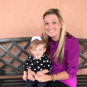 Meet your Posher, Lauren